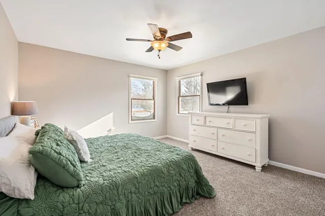 $305,000 | 34421 Old Highway 13, Waseca, MN 56093