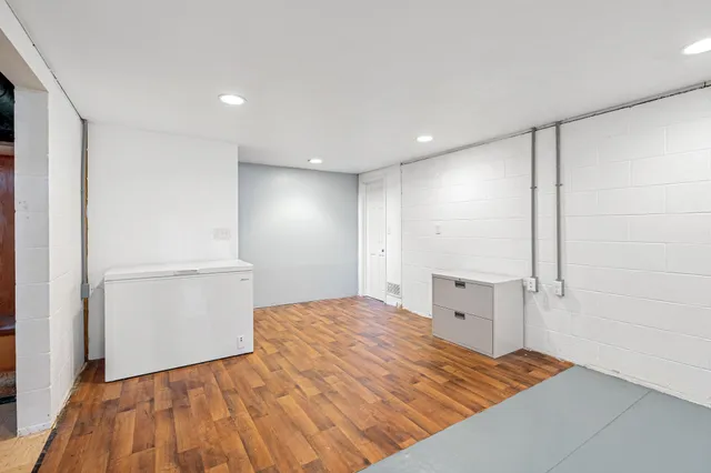 $305,000 | 34421 Old Highway 13, Waseca, MN 56093