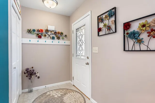 $305,000 | 34421 Old Highway 13, Waseca, MN 56093