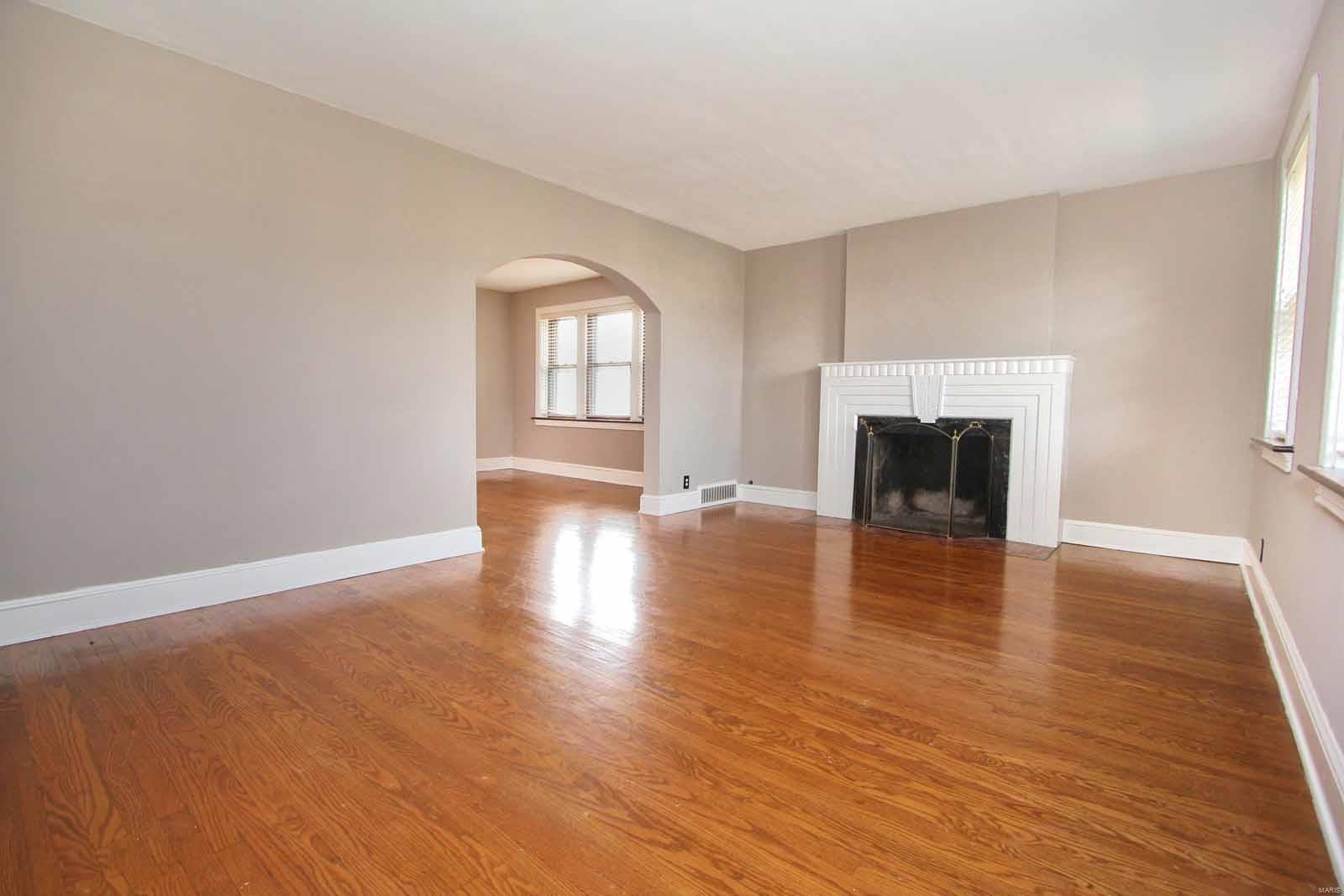 3928 Fillmore Street St. Louis, MO 63116 - Photo 3 of 39