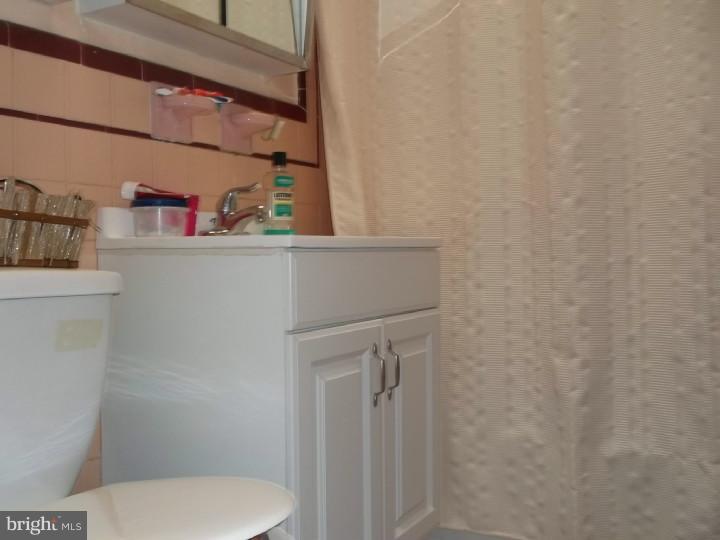 1202 Magee Avenue Philadelphia, PA 19111 - Photo 15 of 23 Bathroom