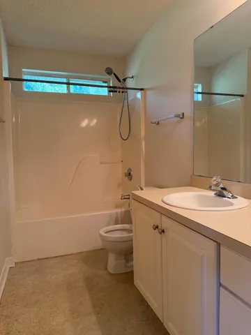 $2,900 | 4227 Shadow Lane, Niceville, FL 32578