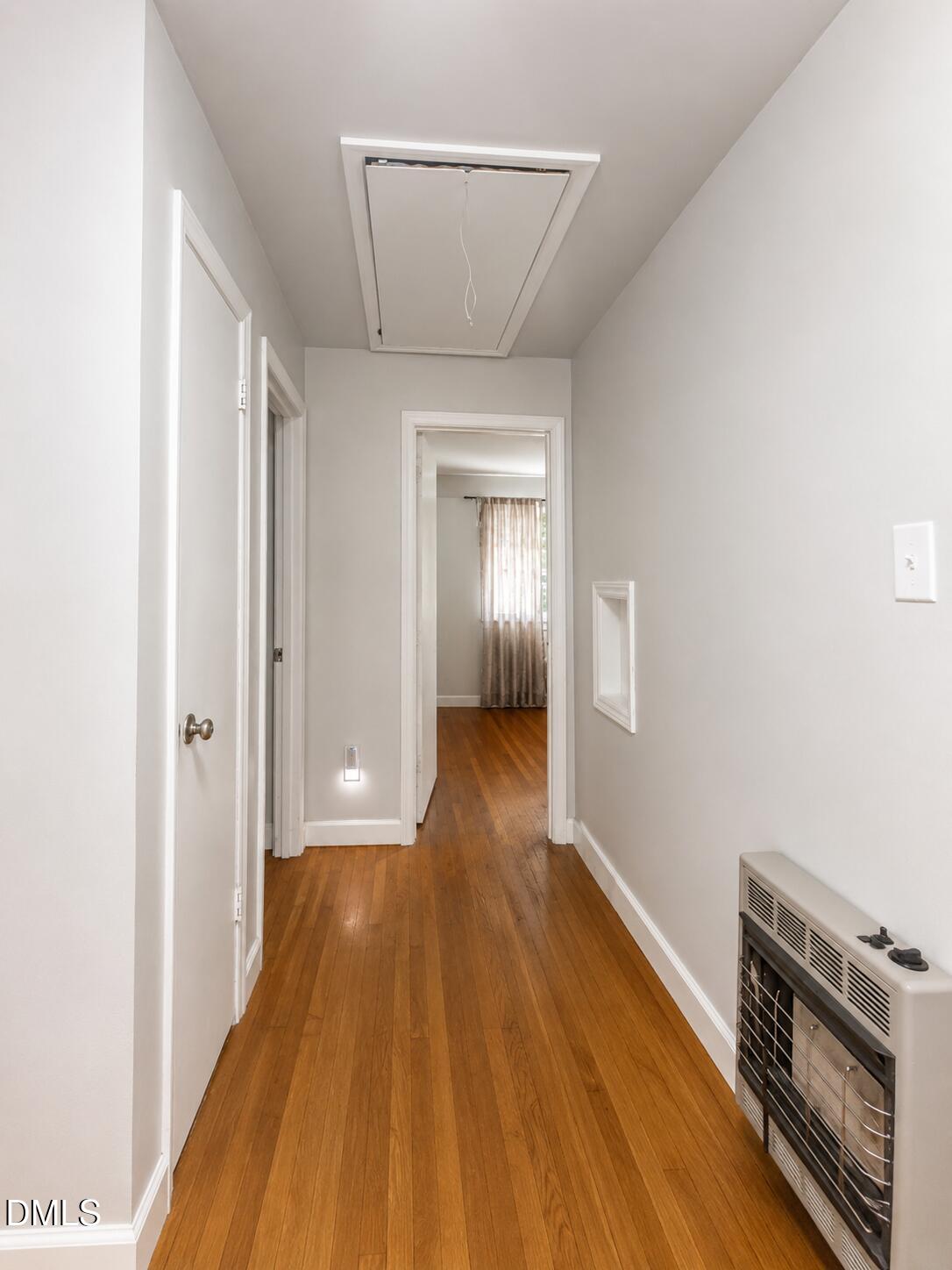 1309 Hamlin Road Durham, NC 27704 - Photo 10 of 14 Hallway
