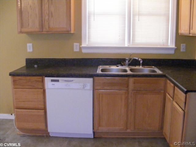 3000 Cresswell Road Richmond, VA 23237 - Photo 3 of 12 Kitchen
