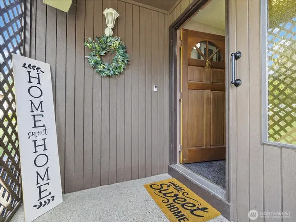 $520,000 | 19207 78th Street East, Bonney Lake, WA 98391