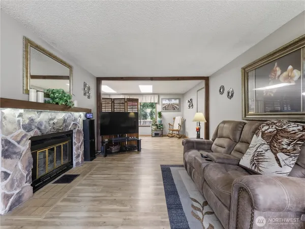 $520,000 | 19207 78th Street East, Bonney Lake, WA 98391