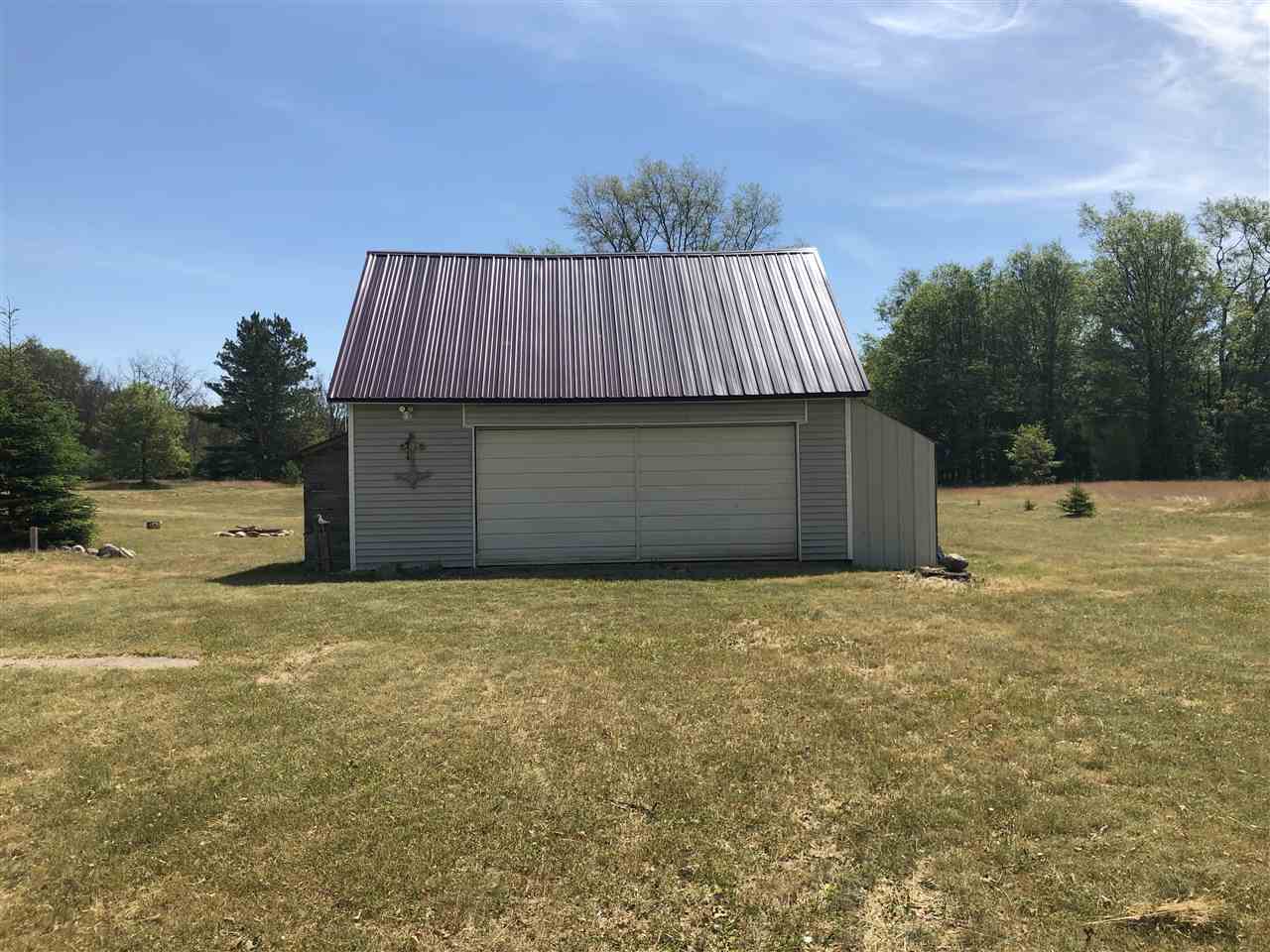 6810 East County Line Road South Branch, MI 48761 - Photo 34 of 47 1875852-33.JPG
