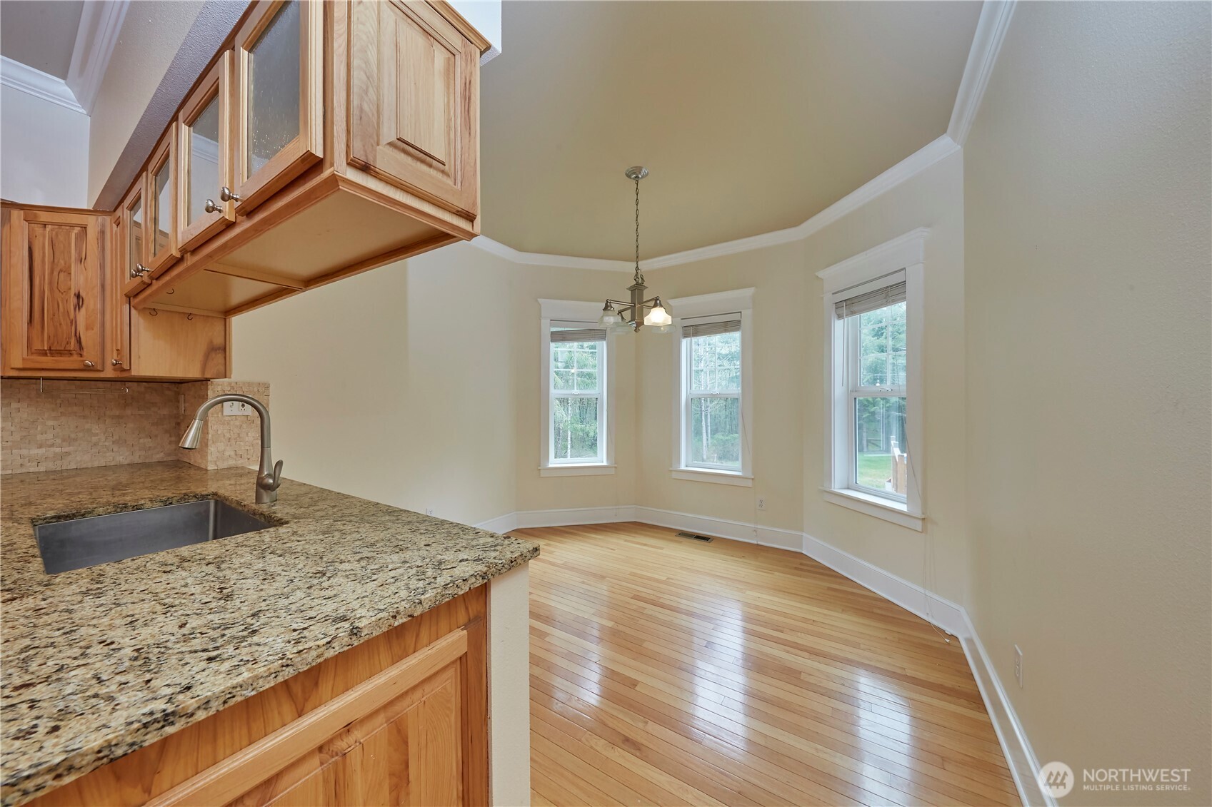 4909 Southwest Old Clifton Road Port Orchard, WA 98367 - Photo 16 of 40
