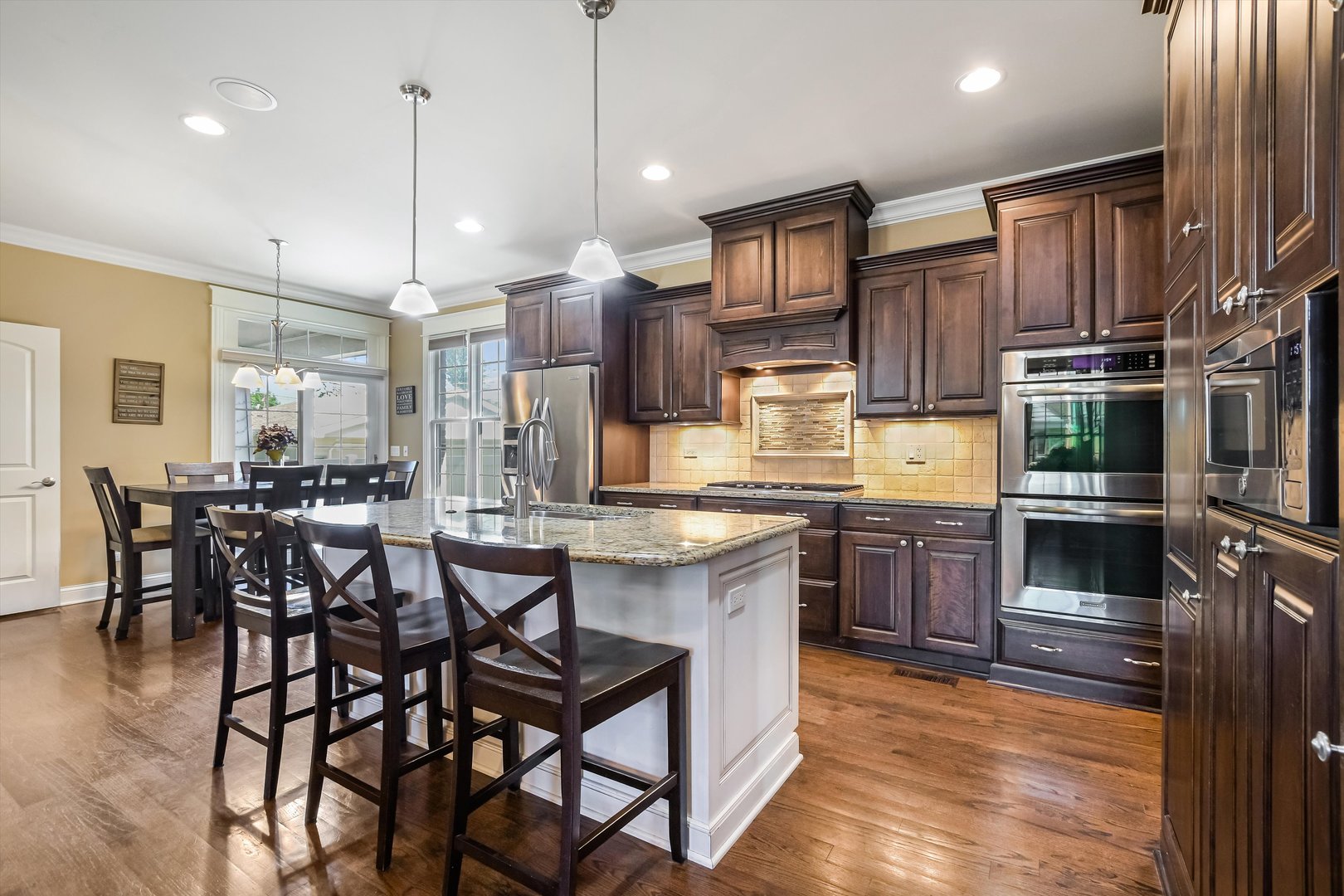 7524 West Jonquil Terrace Niles, IL 60714 - Photo 7 of 35