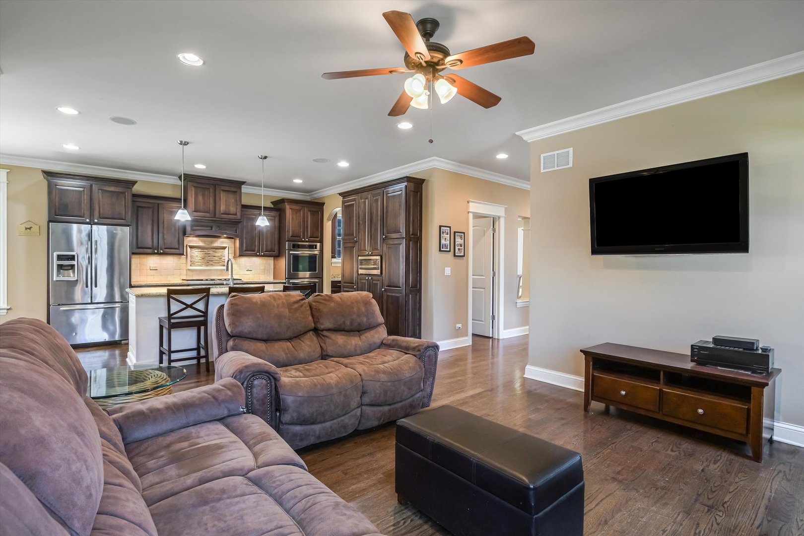 7524 West Jonquil Terrace Niles, IL 60714 - Photo 10 of 35