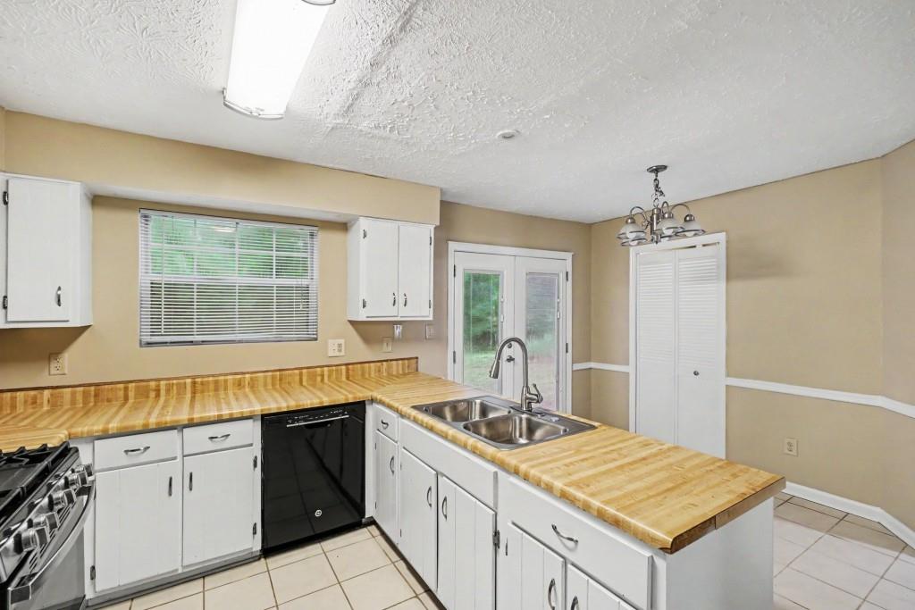 2804 Jim Owens Road Northwest Kennesaw, GA 30152 - Photo 10 of 25 Gallery Image 10