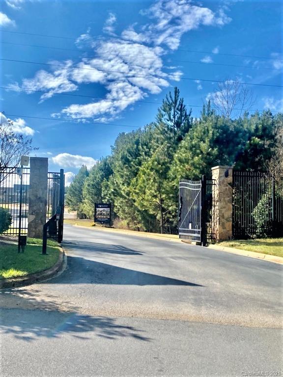 4069 Persimmon Road, Unit 48 Lancaster, SC 29720 - Photo 3 of 12 Gallery Image 3