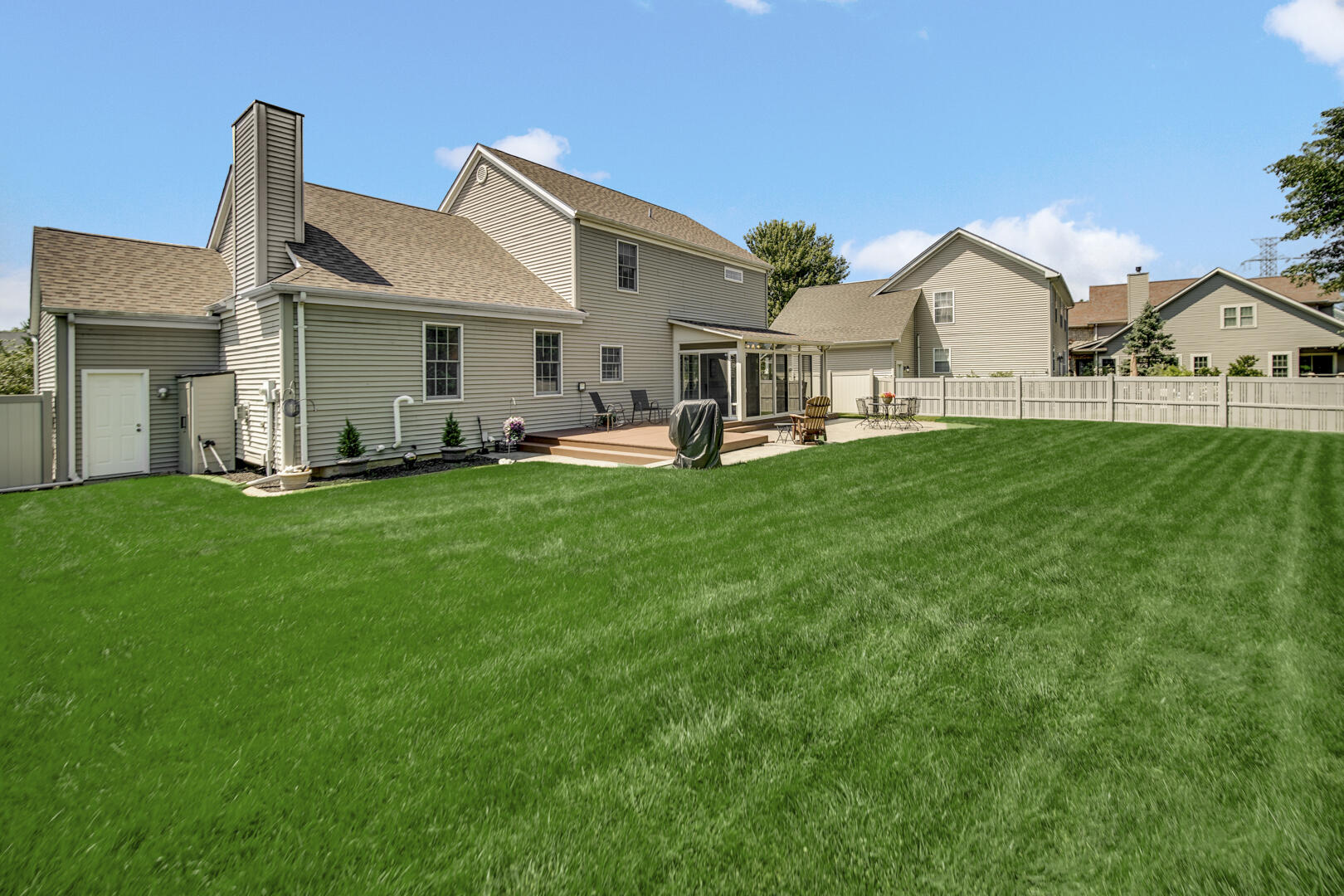 25 Lockerbie Drive Valparaiso, IN 46385 - Photo 33 of 37 1620x1080