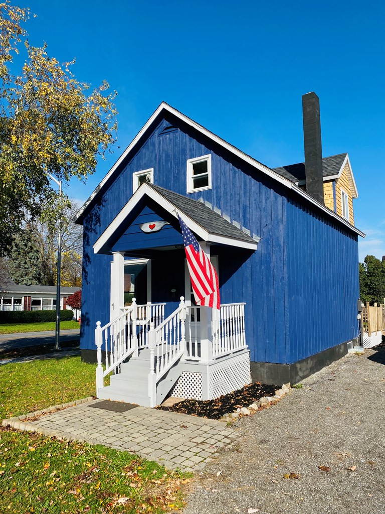 28 Champlain Street Rouses Point, NY 12979 - Photo 15 of 17 Gallery Image 15