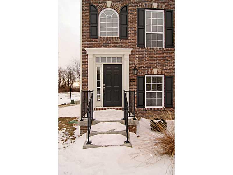 9094 Demarest Drive Fishers, IN 46038 - Photo 2 of 20