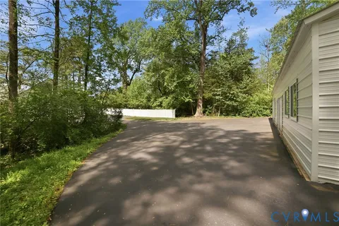 $585,000 | 10068 Holly Road, Mechanicsville, VA 23116
