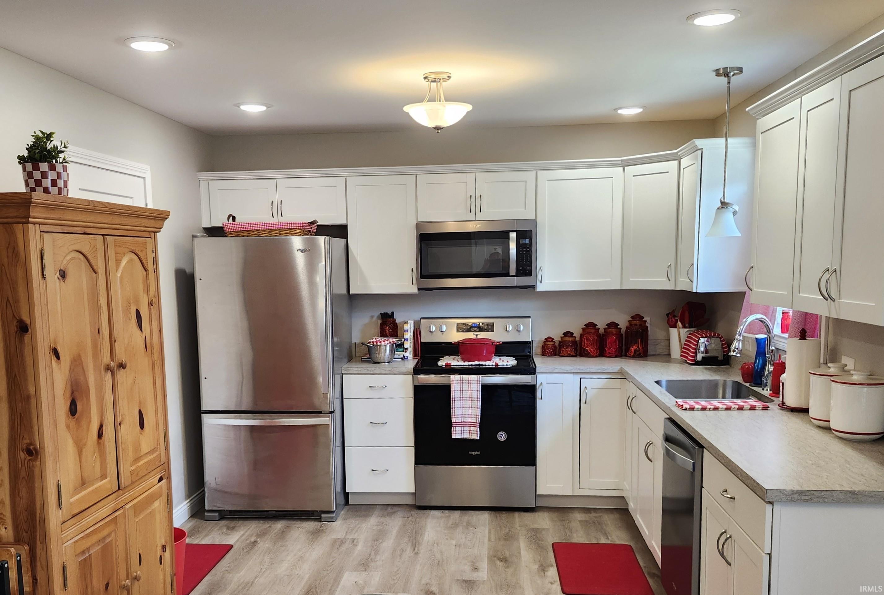 211 West Locust Street, Unit 2 Fort Branch, IN 47648 - Photo 11 of 30