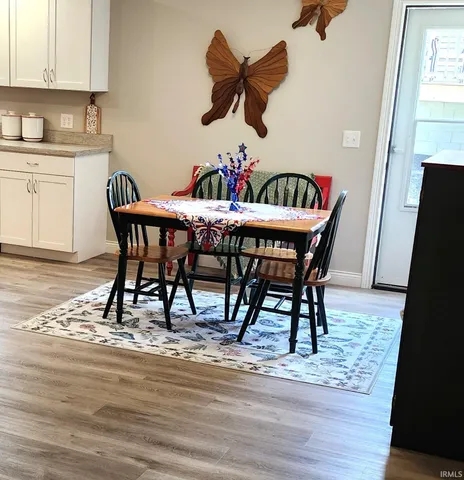 $158,800 | 211 West Locust Street, Unit 2, Fort Branch, IN 47648