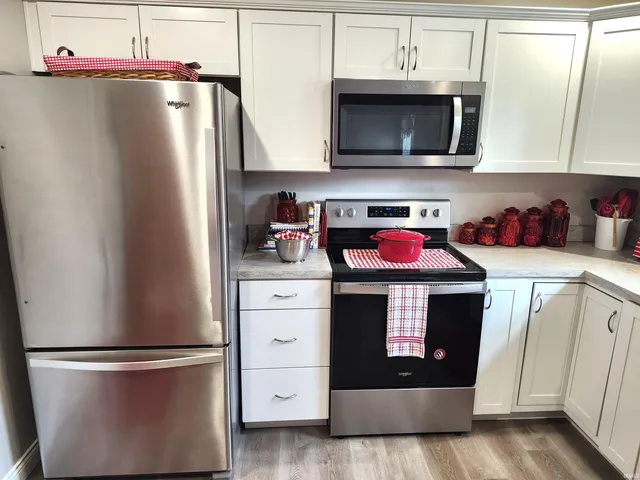 $158,800 | 211 West Locust Street, Unit 2, Fort Branch, IN 47648