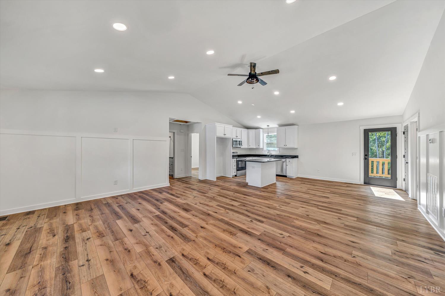 1484 White House Road Moneta, VA 24121 - Photo 5 of 27 a large room with kitchen view