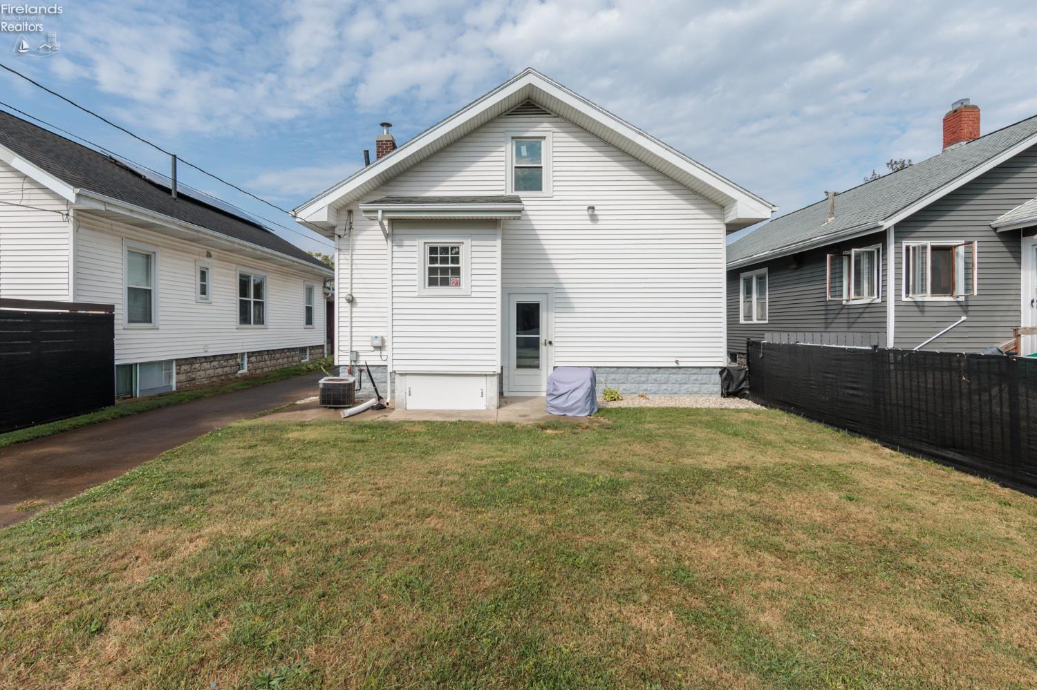 1126 Hollyrood Road Sandusky, OH 44870 - Photo 37 of 39 Gallery Image 37
