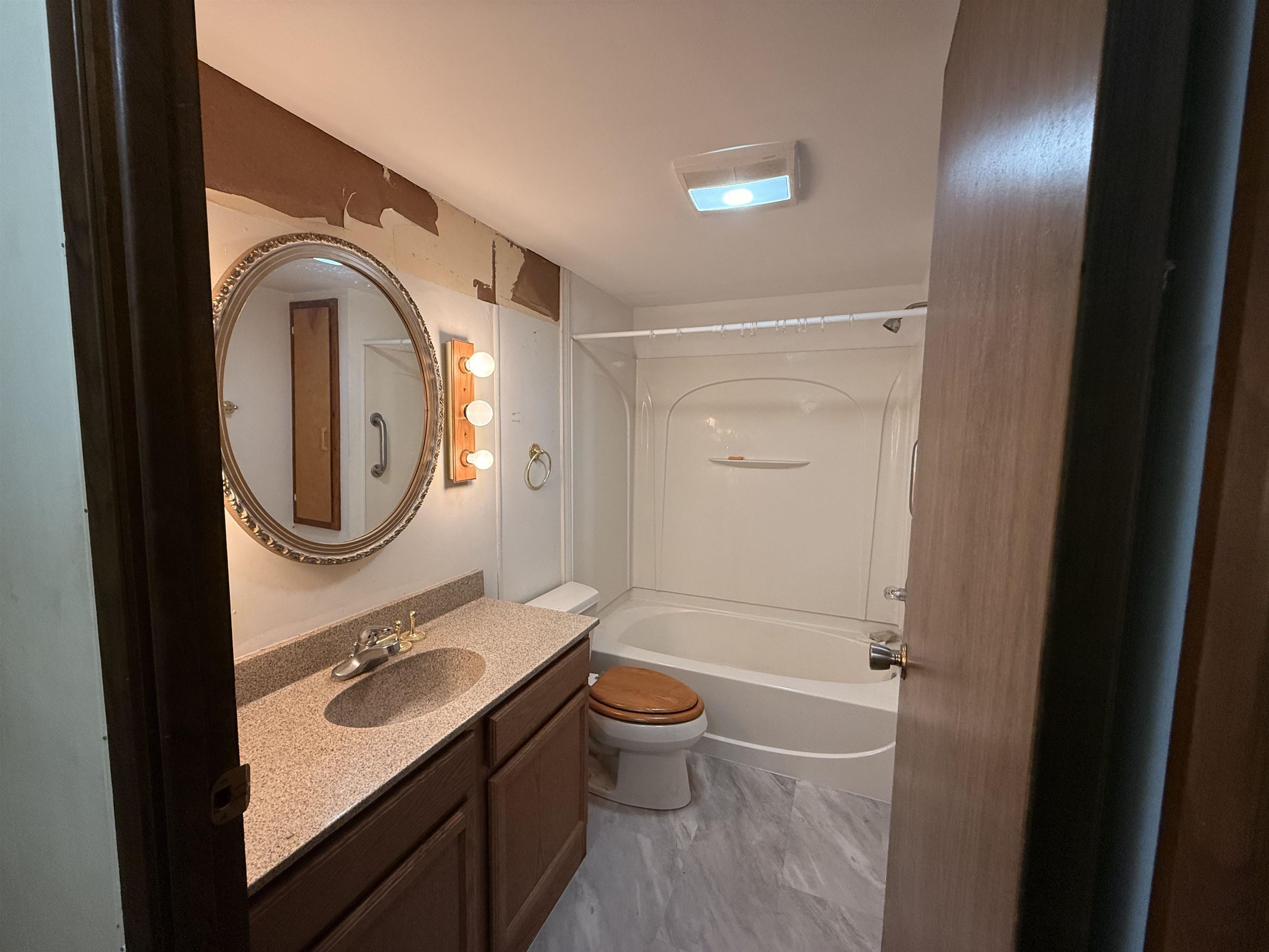 N750 Golf, Unit 14 Prairie du Sac, WI 53578 - Photo 20 of 27