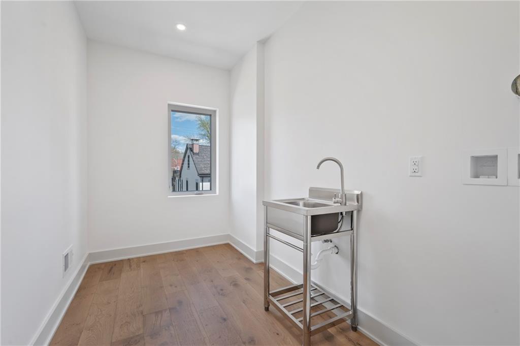 226 38th Street Pittsburgh, PA 15201 - Photo 39 of 42 a view of a livingroom with furniture and front door