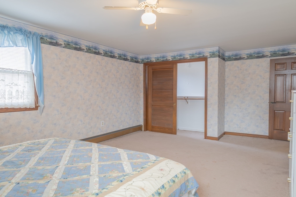 10 Brookside Road Mansfield, MA 02048 - Photo 25 of 40