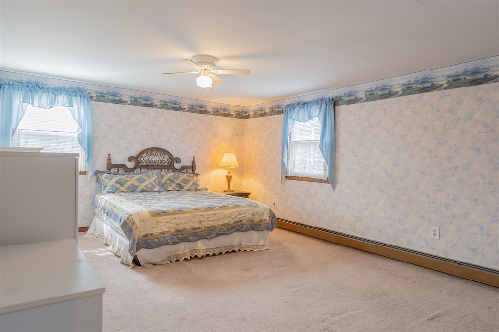 10 Brookside Road Mansfield, MA 02048 - Photo 26 of 40