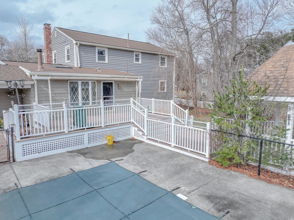 10 Brookside Road Mansfield, MA 02048 - Photo 35 of 40