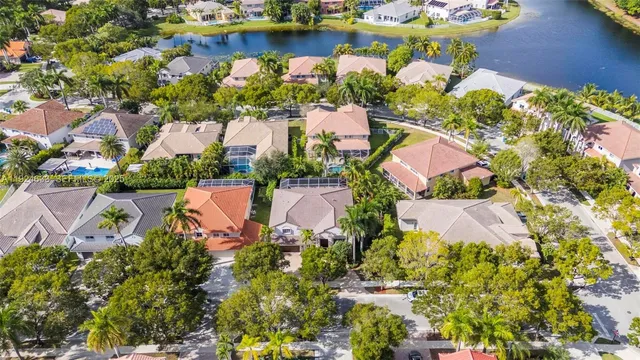 $1,395,000 | 3835 Crestwood Circle, Weston, FL 33331