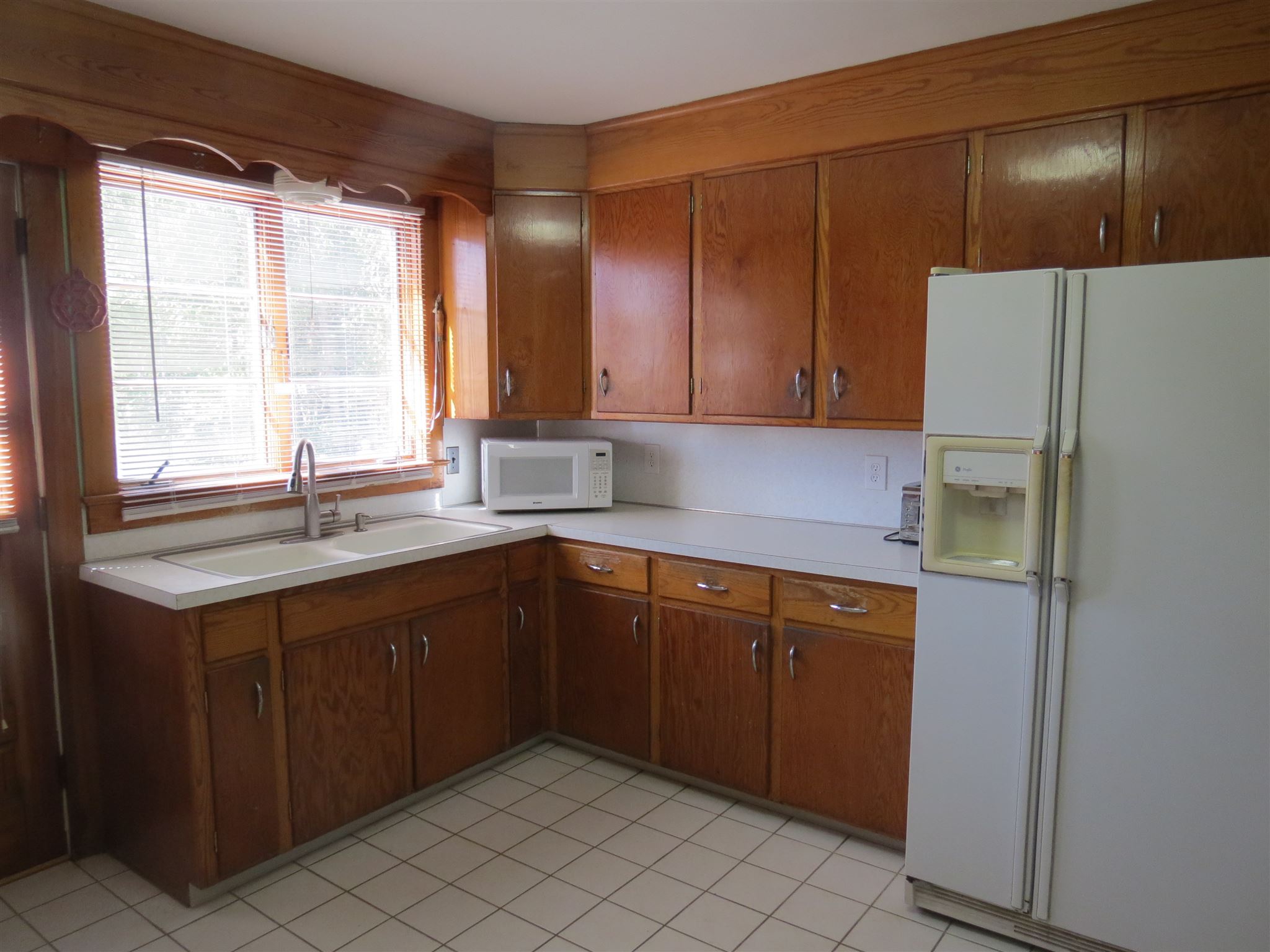 108 Stark Street Bennington, VT 05201 - Photo 9 of 39 Gallery Image 9