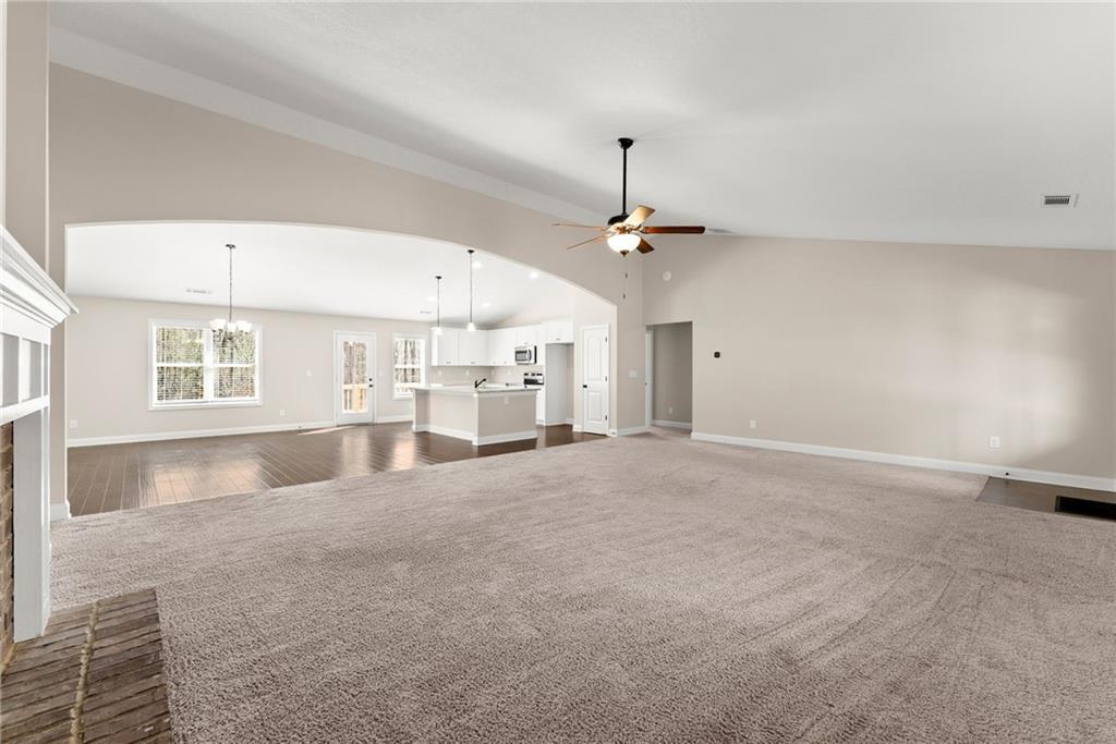 561 Oconee Lane Commerce, GA 30529 - Photo 8 of 30