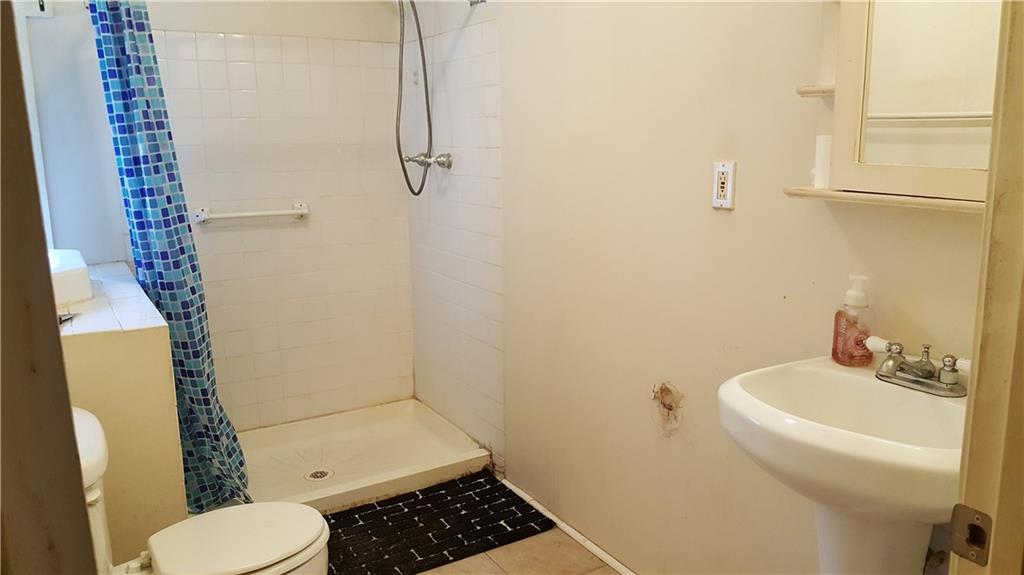 8 Mill Hill Road Springfield, ME 04487 - Photo 10 of 23 Bathroom