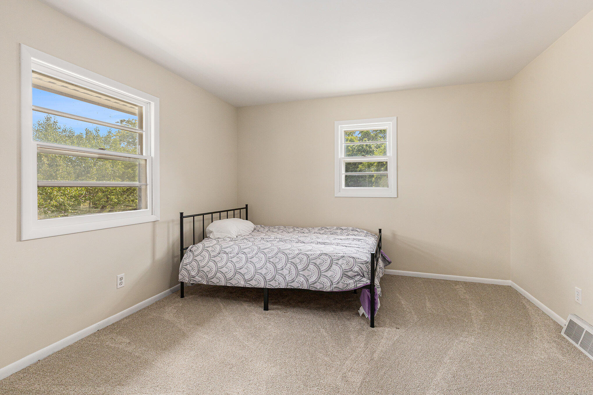 1726 South State Road Ionia, MI 48846 - Photo 24 of 38 024_file_571