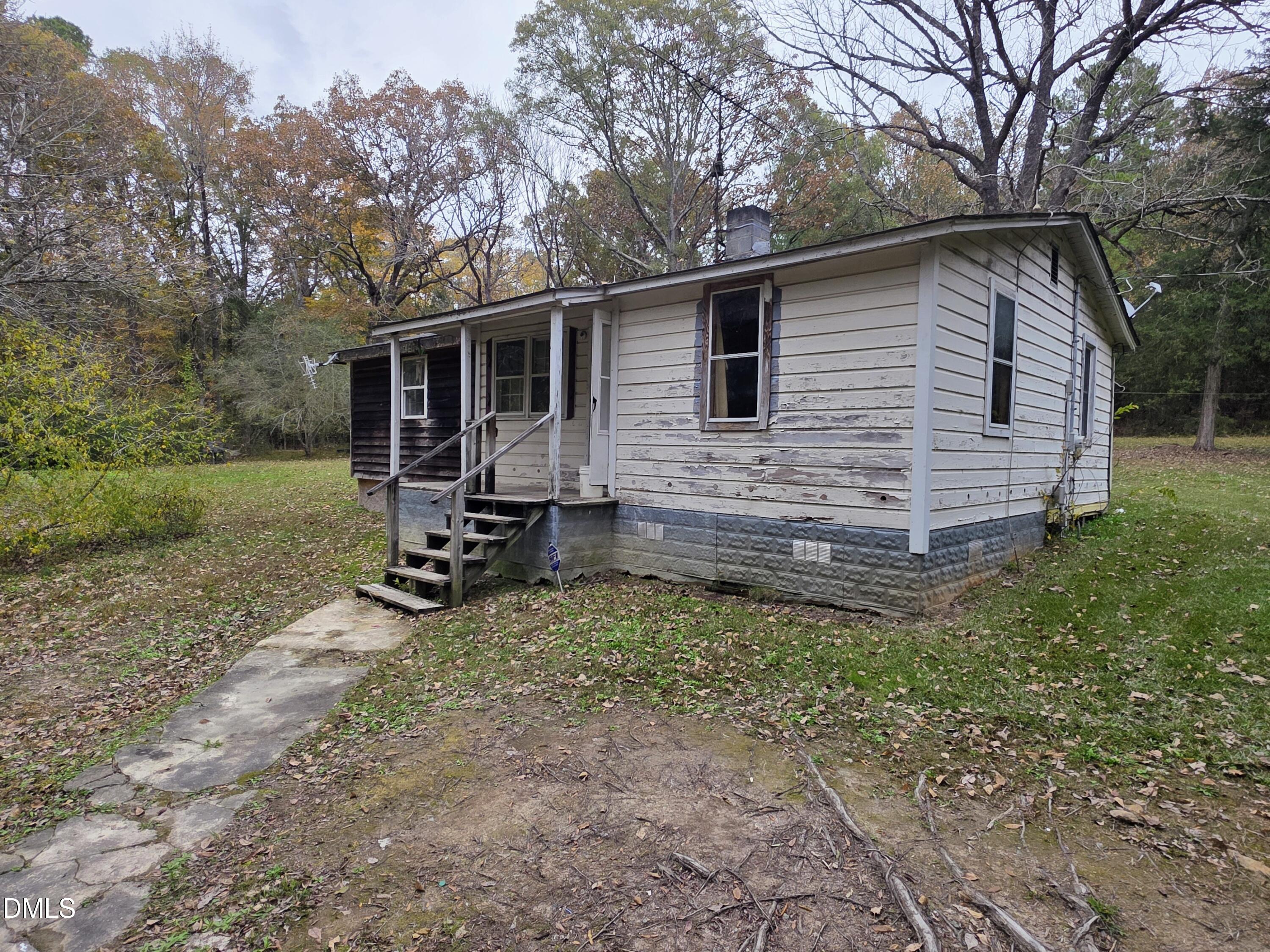 194 Jack Alston Road Pittsboro, NC 27312 - Photo 4 of 20 Main