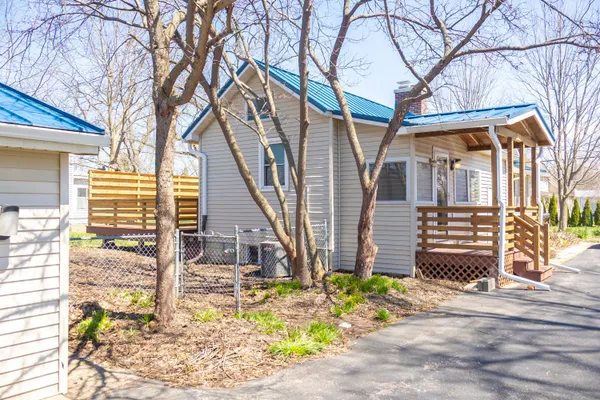 $430,000 | 501 North Elm Street, Three Oaks, MI 49128