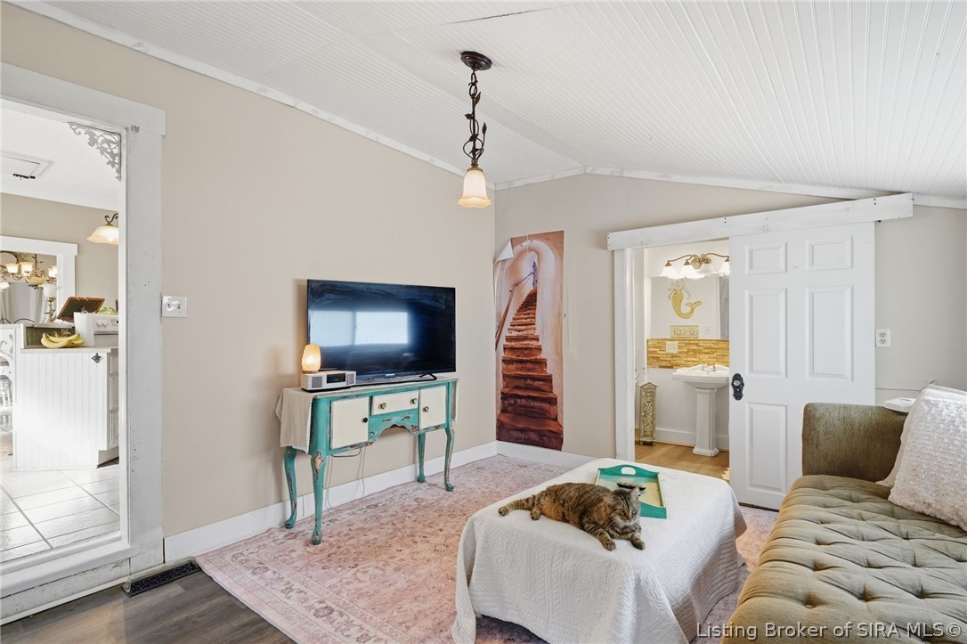952 West Main Street Madison, IN 47250 - Photo 15 of 29