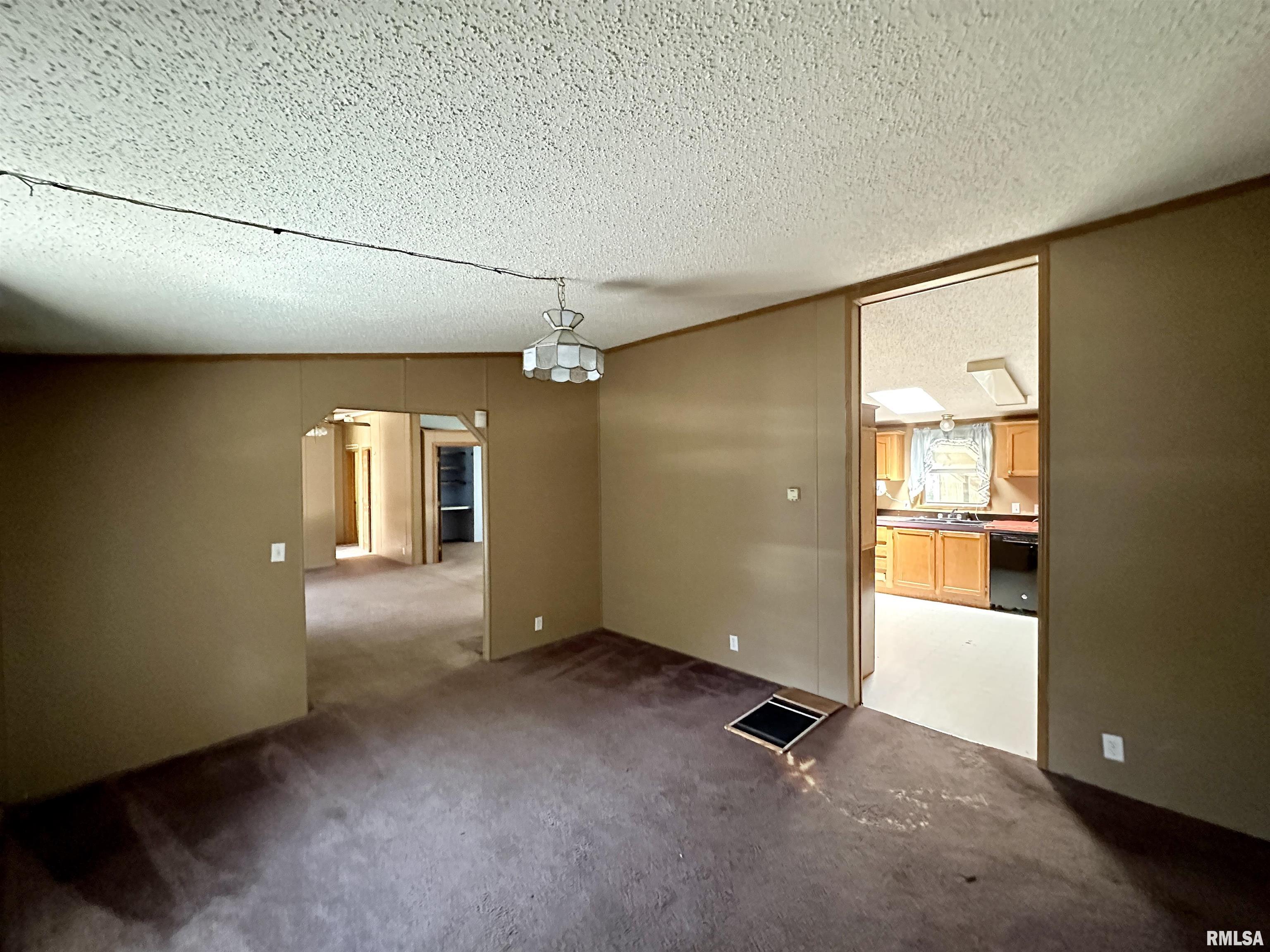 932 Cylinder Head Road Chapin, IL 62628 - Photo 15 of 33