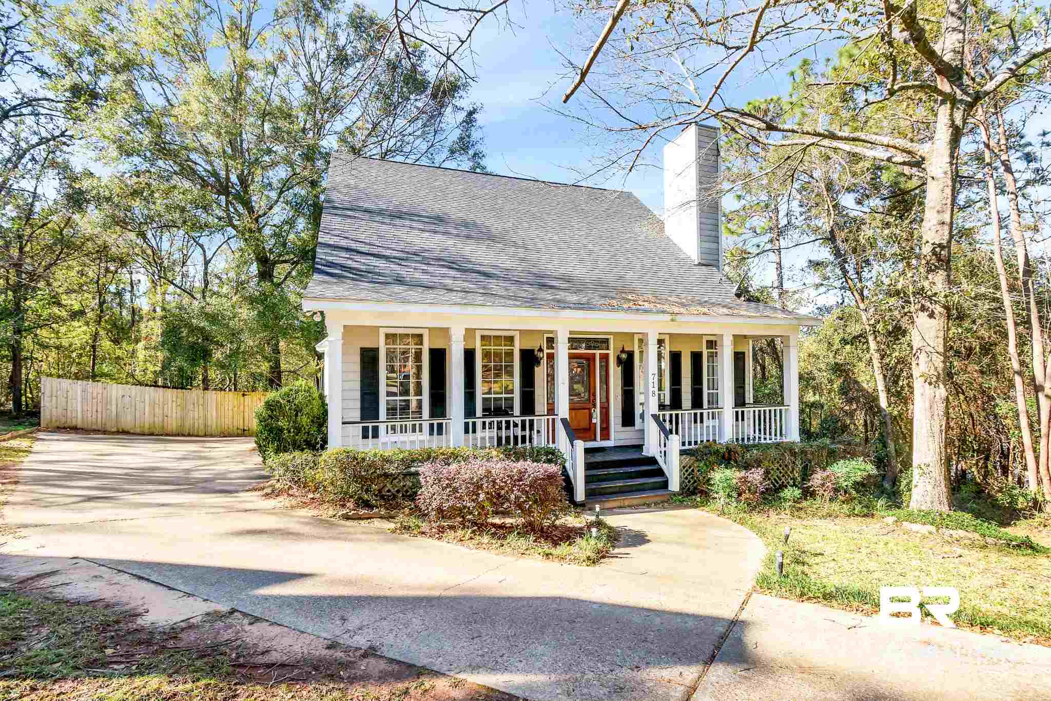 718 Keystone Place Mobile, AL 36609 - Photo 1 of 34