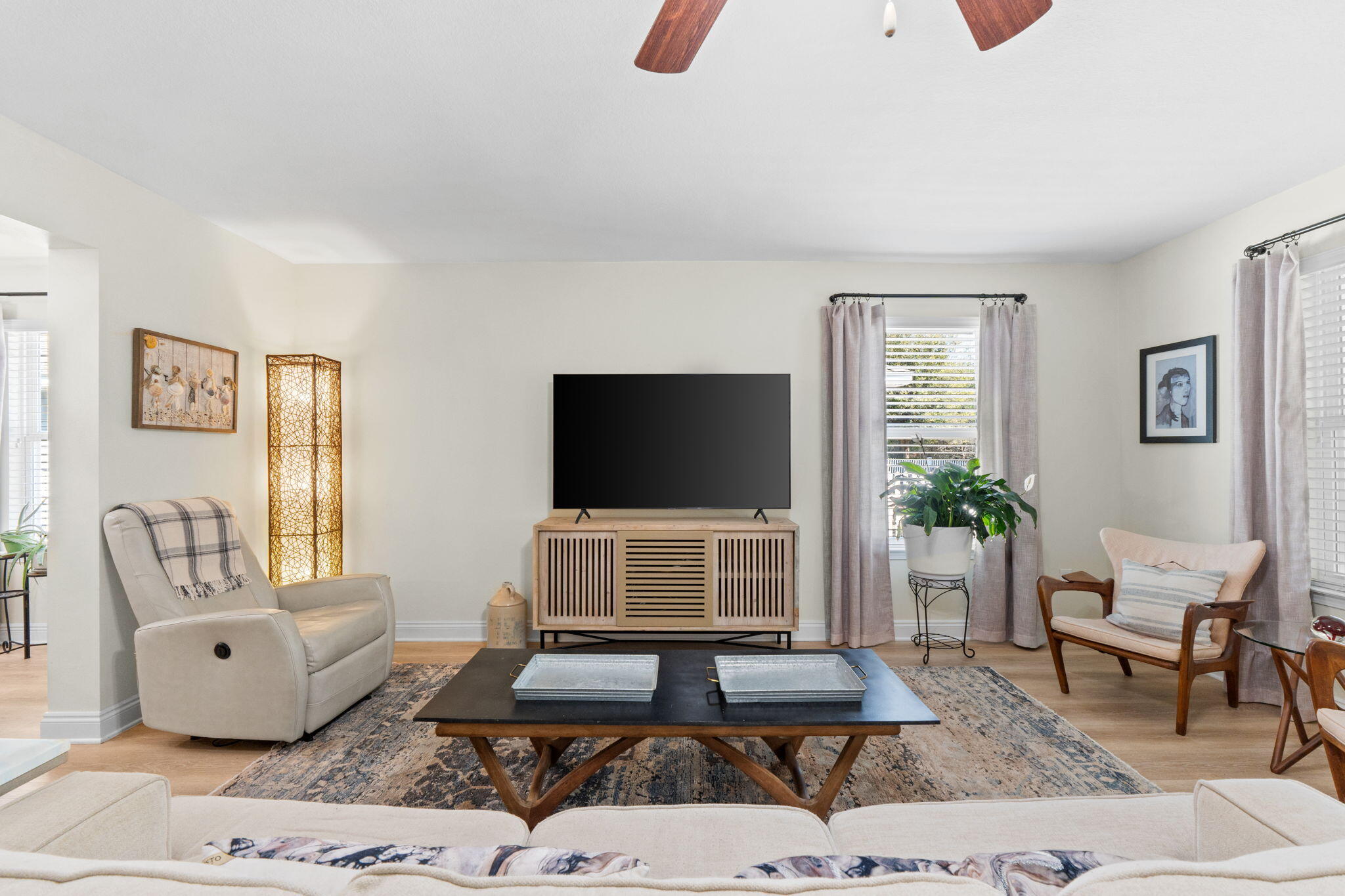 587 Fanny Ann Way Freeport, FL 32439 - Photo 16 of 78 a living room with furniture and a flat screen tv