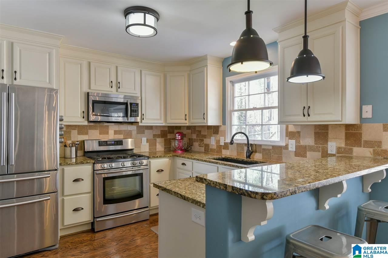 5118 Colonial Park Road Birmingham, AL 35242 - Photo 9 of 28