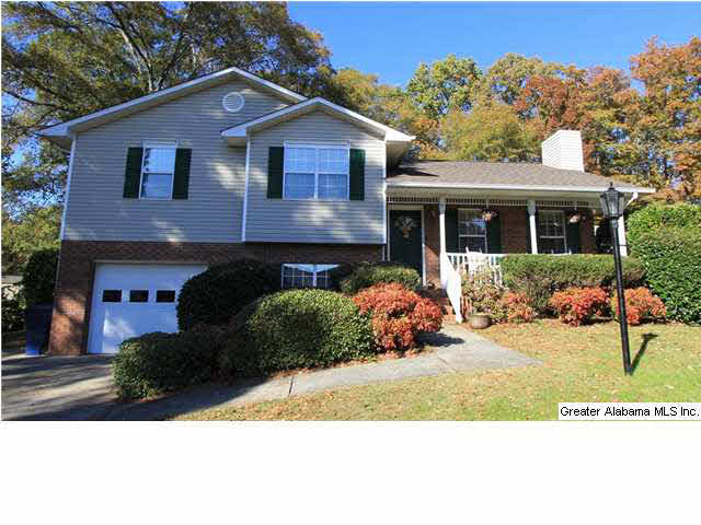 4412 Mayfair Road Anniston, AL 36207 - Photo 1 of 31