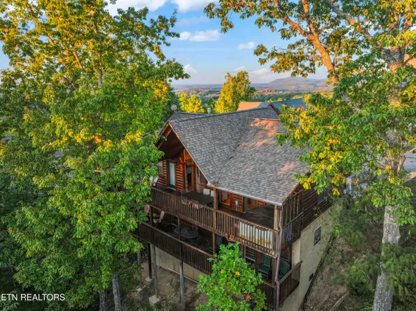 $749,000 | 1550 Bears Den Way, Sevierville, TN 37862