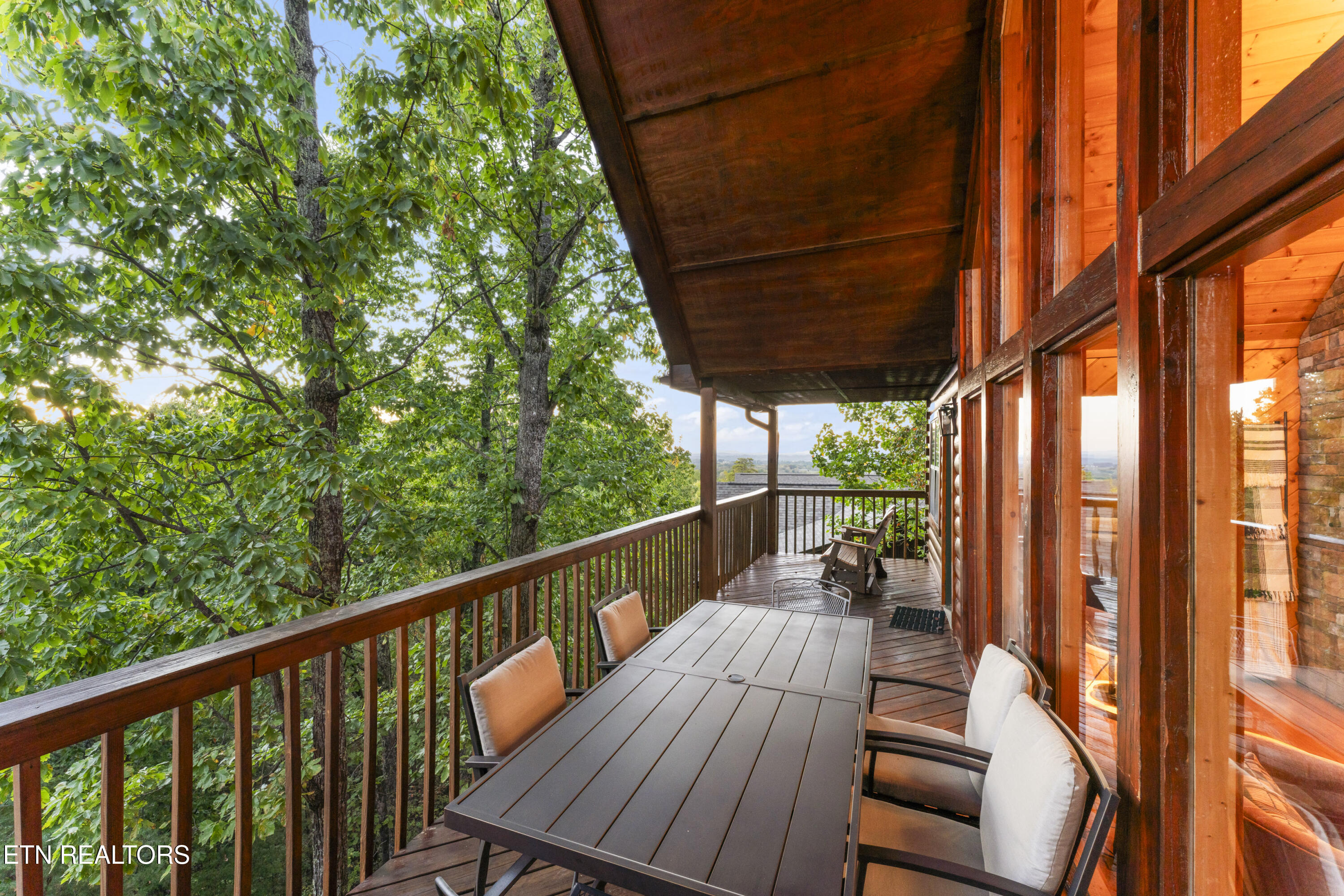 1550 Bears Den Way Sevierville, TN 37862 - Photo 17 of 55 Main Level Deck (1)