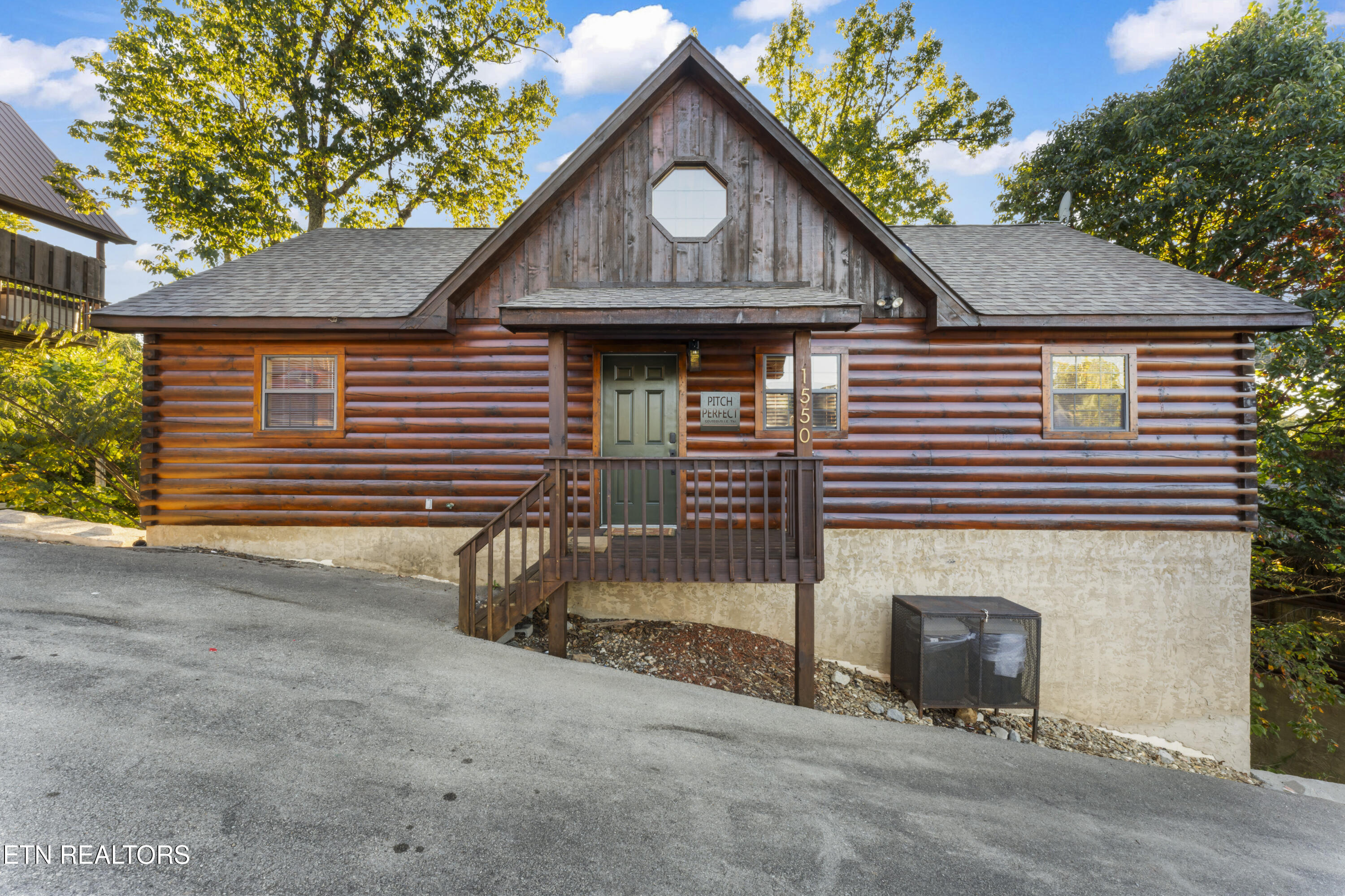 1550 Bears Den Way Sevierville, TN 37862 - Photo 3 of 55 1550 Bears Den Way