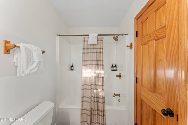 $749,000 | 1550 Bears Den Way, Sevierville, TN 37862
