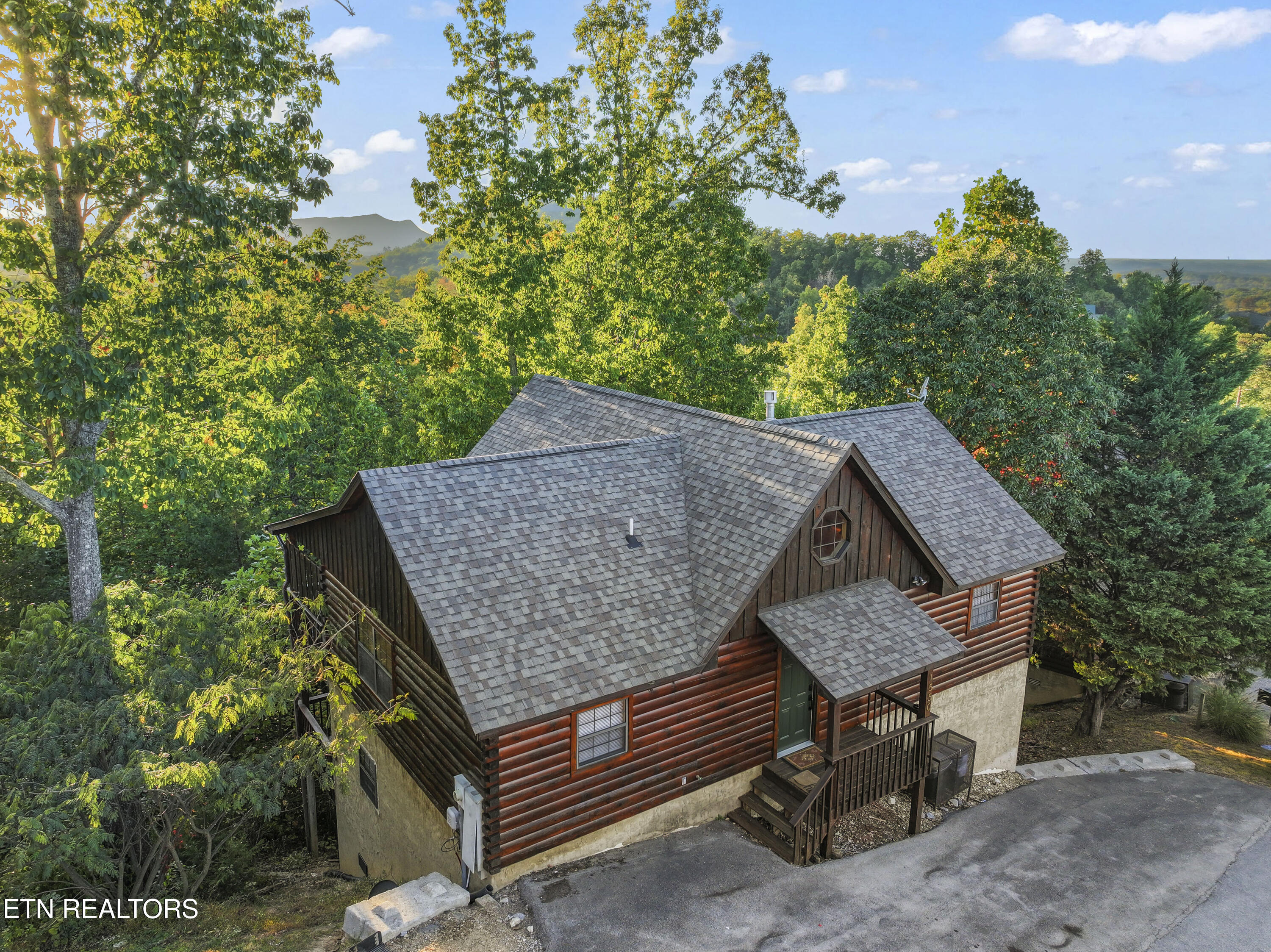 1550 Bears Den Way Sevierville, TN 37862 - Photo 47 of 55 Aerial View Front (1)
