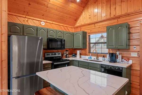$749,000 | 1550 Bears Den Way, Sevierville, TN 37862
