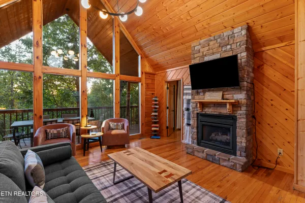 $749,000 | 1550 Bears Den Way, Sevierville, TN 37862
